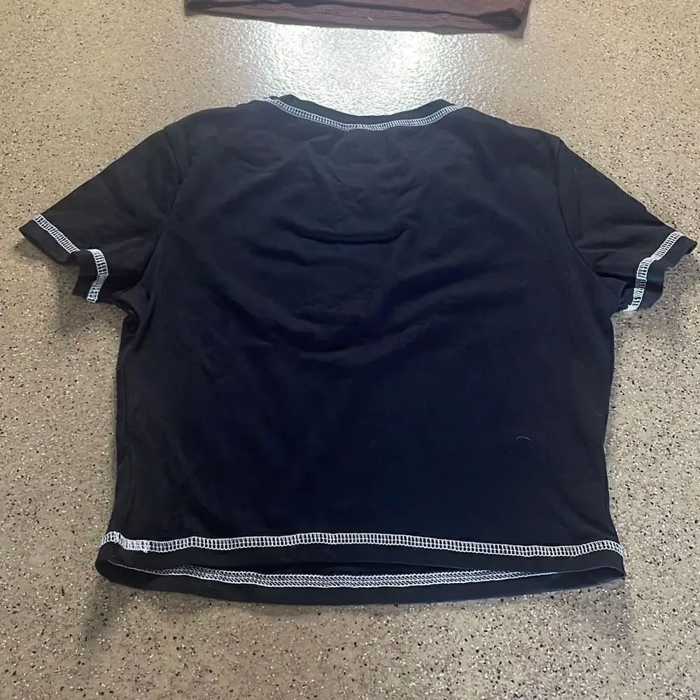 Bundle of 2 Cropped Jeweled Tops XS - Picture 6 of 9